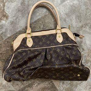 Louis Vuitton leather bag